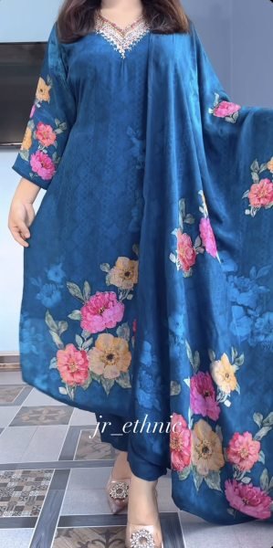 Innovative Royal Blue KitKat Silk Kurti Pant Set with Floral Dupatta for Festive Wear Printed Kurtis