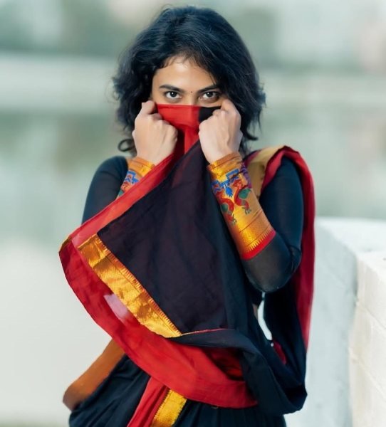 Inspiring Black Red Women's Kanchi Cotton Lehenga with Traditional Zari Weaving Half Saree Lehenga