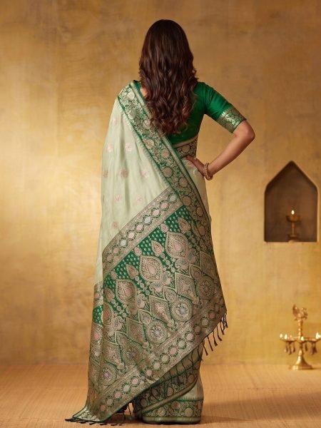 Inspiring Green Premium Silk Blend Saree with Contrast Zari Border at Factory Price Silk Sarees Wholesale