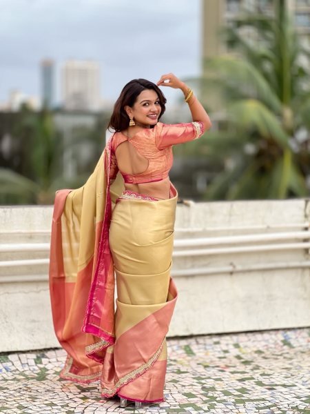 Intricate Golden Soft Tissue Silk Saree with Designer Border and Sequins Work For Wedding Silk Sarees Wholesale