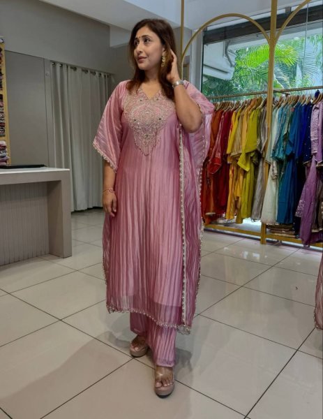Intricate Mauve Designer Salsa Crush Silk Kaftan with Embroidery Work For Festival Kaftan 