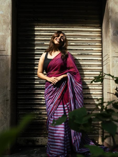 Intricate Wine Linen Cotton Digital Print Saree with Contrast Border For Festival Linen Sarees Wholesale