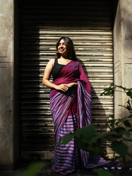 Intricate Wine Linen Cotton Digital Print Saree with Contrast Border For Festival Linen Sarees Wholesale