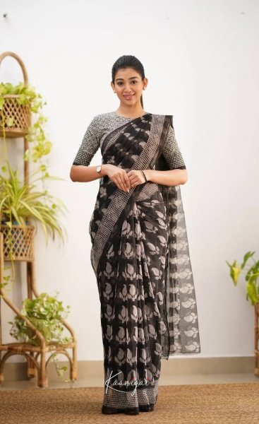 Intuitive Black Designer Cotton Kota Check Digital Print Saree with Rich Pallu  Printed Cotton Sarees Wholesale