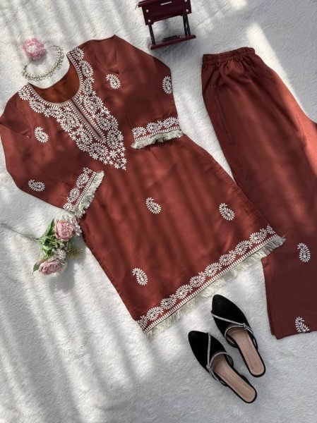 Intuitive Brown Slub Rayon Kurti with Bell Bottom for Stylish Ethnic Wear CO ORD Sets