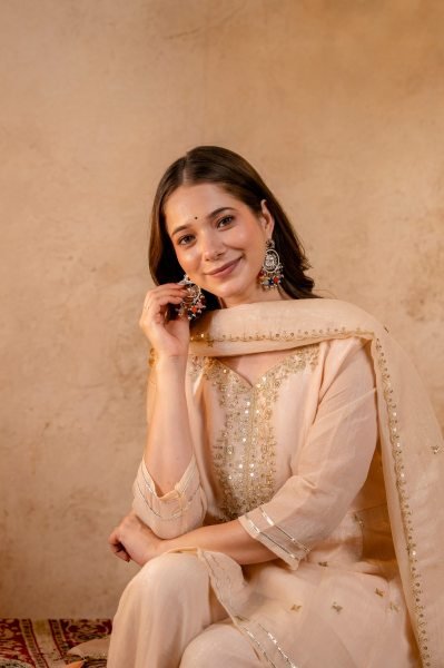Intuitive Cream Crunchy Embroidered Kurti Palazzo Dupatta Set for Festival 3 Piece Kurti Set