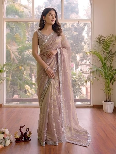 Intuitive Lavender Space Silk Cocktail Party Saree with Diamond Work Wholesale Sarees Suppliers in Turkey
