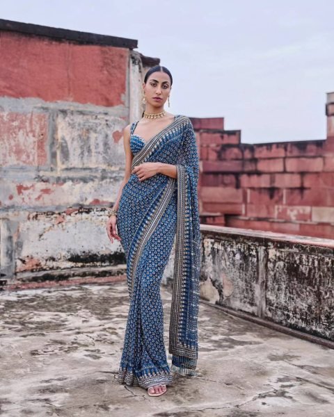 Irresistible Blue Fox Georgette Saree with Katdana Embroidery for Wedding Functions Bollywood Fancy Sarees Wholesale
