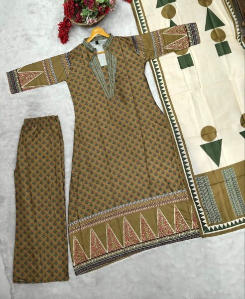 Irresistible Green Rayon Slub Kurti Set with Printed Muslin Cotton Dupatta for Manufacturer  Cotton Kurtis Wholesale