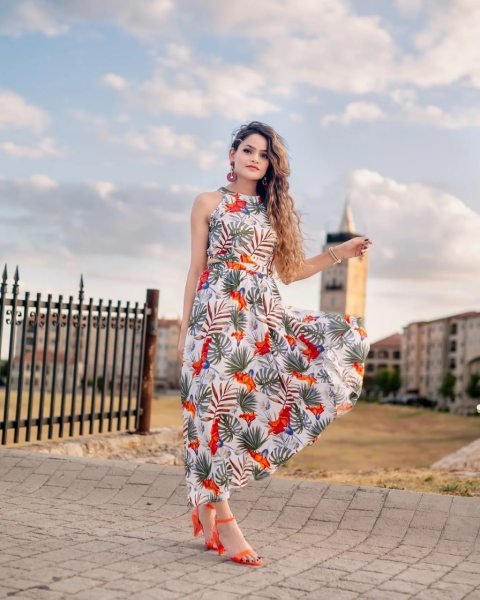 Ivory Green Boutique Collection Halter Neck Dress at Wholesale Rate Western Ladies Top Wholesale