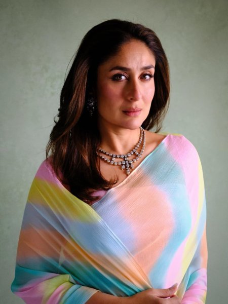 Kareena Kapoor Wear Multi Color Chiffon Digital Print Saree For Event Bollywood Fancy Sarees Wholesale