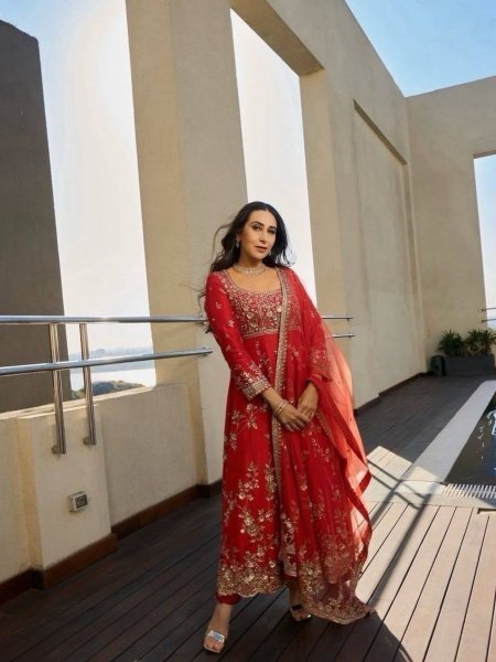 Karisma Kapoor Wearing a Anarkali Kurta Pant Dupatta Set Ready To Wear Suit