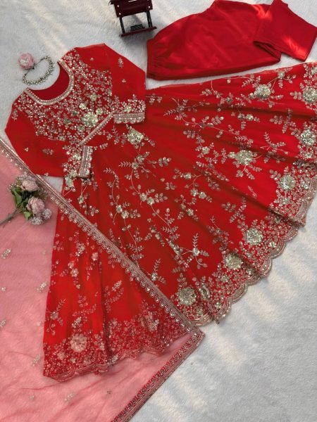 Karisma Kapoor Wearing a Anarkali Kurta Pant Dupatta Set Anarakali Gown Wholesale