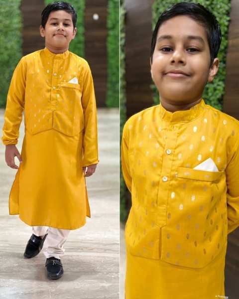Kids Pure Cotton Foil Printed Butti Kurta Pajama With Koti Boys Wear