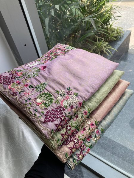 Lavender Soft Kanjivaram Silk Saree with Beads Embroidery Border for Wedding Wear Designer Wedding Sarees Wholesale