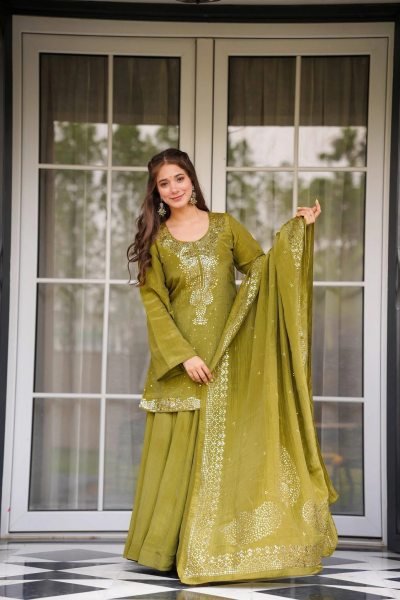Lavish Mahendi Green Chinnon Kurti Plazzo Dupatta Set with Foil Print at Wholesale Rate 3 Piece Kurti Set
