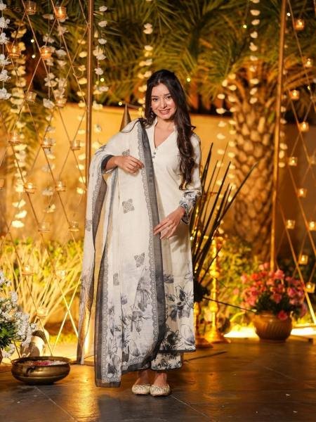 Lavish White Viscose Chanderi Printed Kurta Set For Womens At Best Rates 