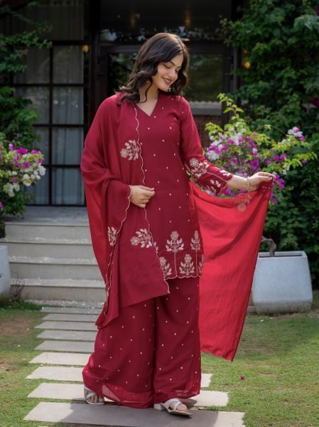 Legendary Red Embroidered Kurti Pant Set with Chinnon Fabric for Boutique Collection Ready To Wear Collection