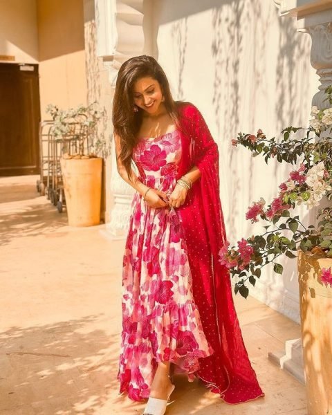 Light Pink Flower Printed Georgette Gown With Dupatta Kurti With Dupatta Wholesale