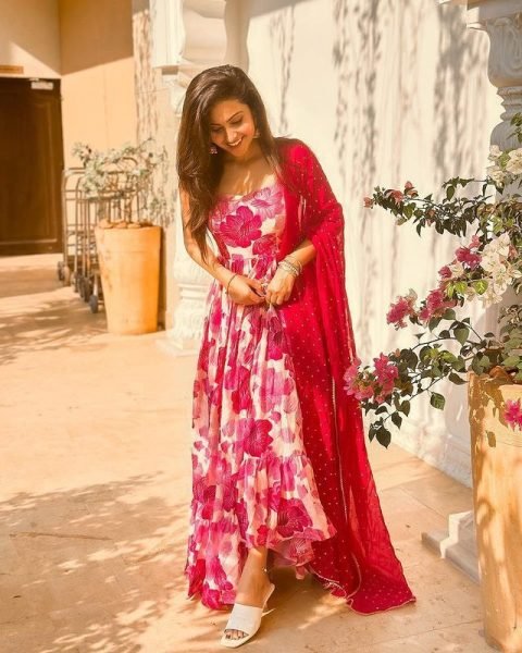 Light Pink Flower Printed Georgette Gown With Dupatta Kurti With Dupatta Wholesale