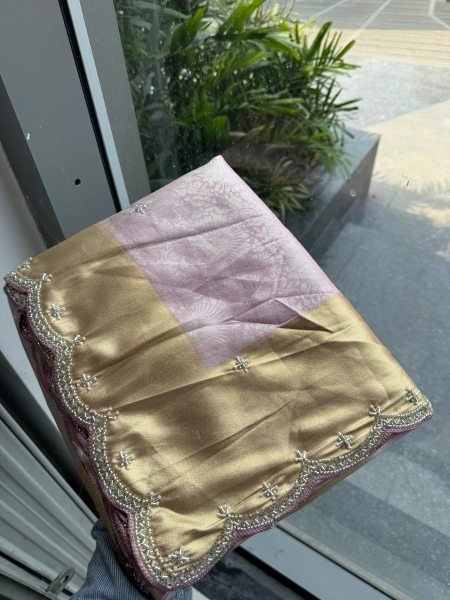 Lightweight Pink Designer Kanjivarm Silk Saree with C Pallu Cutdana Work at Wholesale Rate Silk Sarees Wholesale