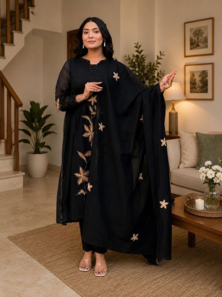 Lightweight Ready-to-Wear Vichitra Silk Kurti Pant Dupatta Set For Women's Ethnic Wear Set Embroidery Kurtis 