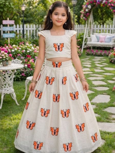 Lightweight White Kids Ethnic Wear Lehenga Set for Festive Occasions Kurtis