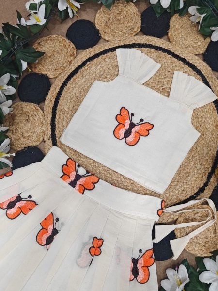 Lightweight White Kids Ethnic Wear Lehenga Set for Festive Occasions Girls Wear