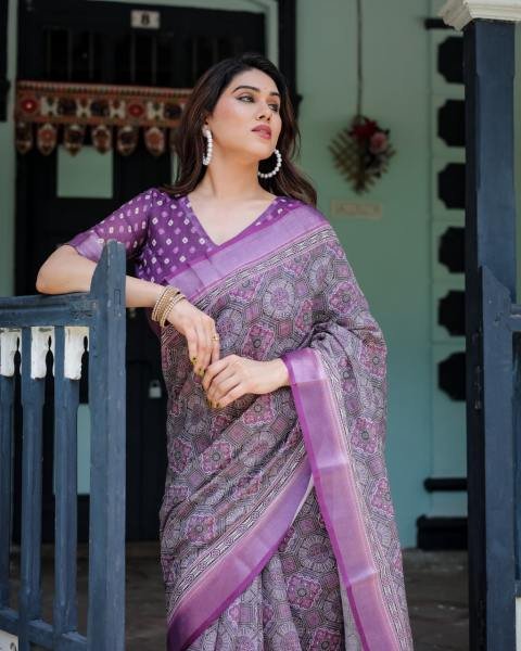 Linen Cotton Saree with Woven Geometric Design and Contrast Border Linen Sarees Wholesale