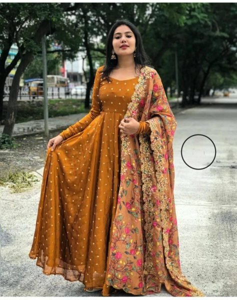Long Maxi Gown With Embrodery Duppta By Royal export  Kurti With Dupatta Wholesale