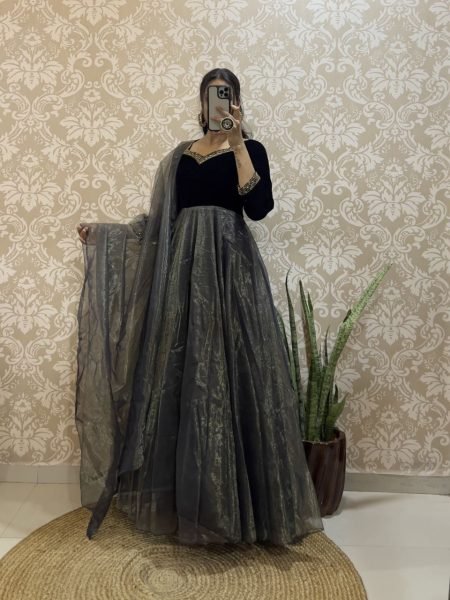 Luxurious 9000 Velvet Gown A Beautiful Blend Of elegance and Charm For This Wedding and festival  Kurti With Dupatta Wholesale