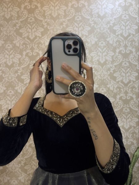 Luxurious 9000 Velvet Gown A Beautiful Blend Of elegance and Charm For This Wedding and festival  Kurti With Dupatta Wholesale