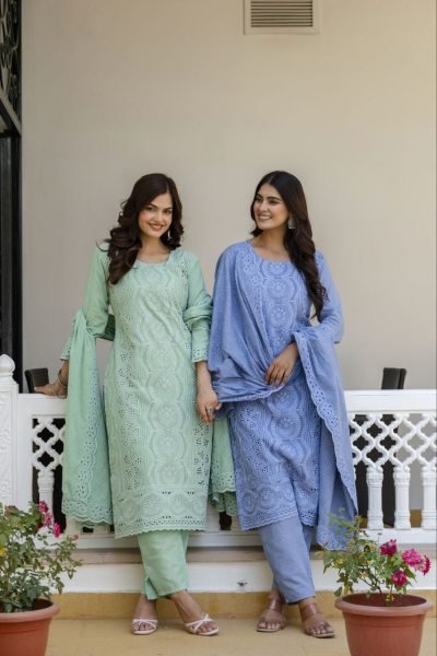 Luxurious Green Stylish Chikankari Work Kurti Pant Set for Daily and Office Wear Cotton Kurtis Wholesale