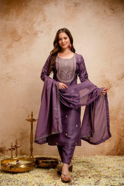 Luxurious Onion Chanderi Viscose Kurti Pant Dupatta Set with Zari Work Embroidery Kurtis 