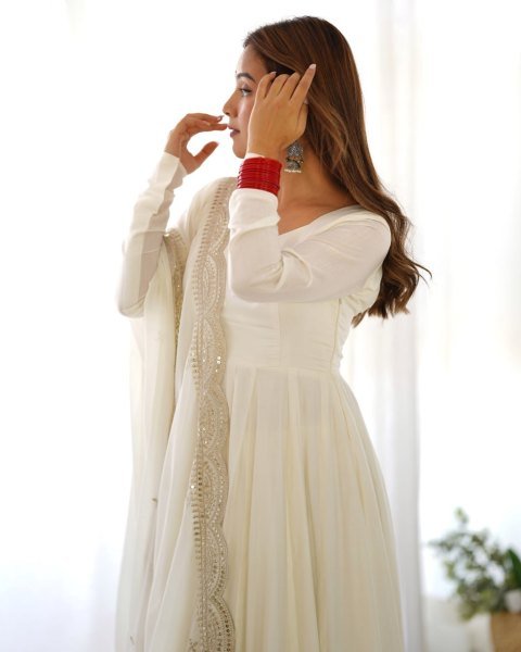 Luxurious Pure Romansilk Chanderi Anarkali Gown Set with Dupatta 3 Piece Kurti Set