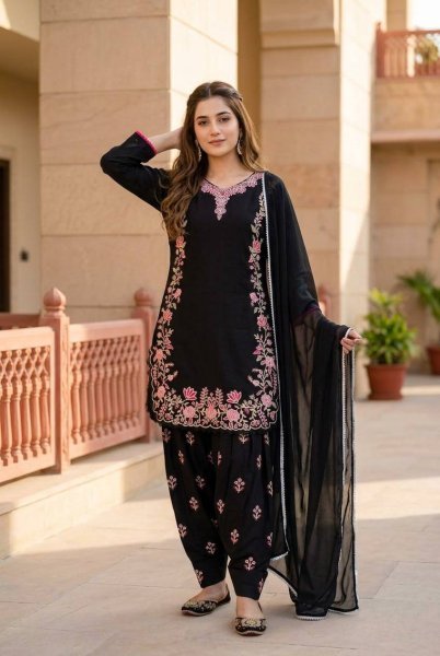 Luxury Black Heavy Roman Silk Embroidered Three Piece Suit Collection with Four Side Lace Border Dupatta Ready To Wear Collection