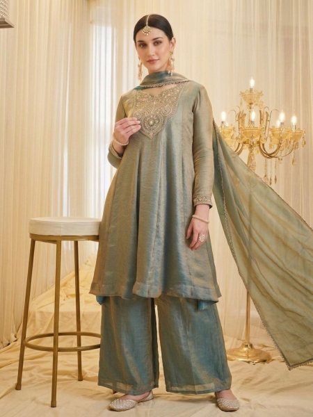 Luxury Fandy Silk Embroidered Kurti Pant Set with Dupatta For Wedding And Party Wear Kurtis