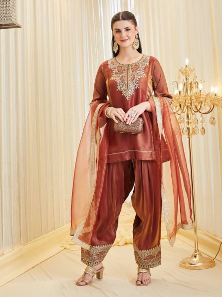 Luxury Fandy Silk Suit Set for Wedding   Festive Wear Ready To Wear Collection
