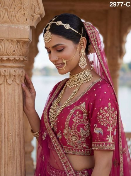 Luxury Pink Silk Bridal Lehenga with Heavy Handwork for Grand Wedding Wear Bridal Lehenga Choli