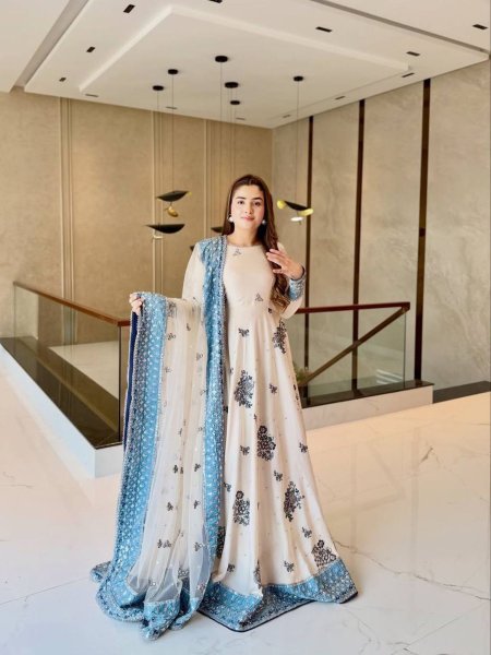 Luxury Star Georgette Gown Set with Embroidered Organza Dupatta Ready To Wear Suit