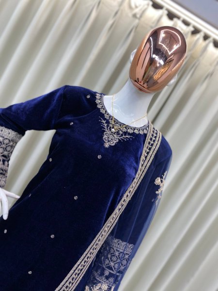 Luxury Velvet Sequins Embroidered Suit Set with Lace Dupatta   Stitched Pant for Reception Look Ready To Wear Collection