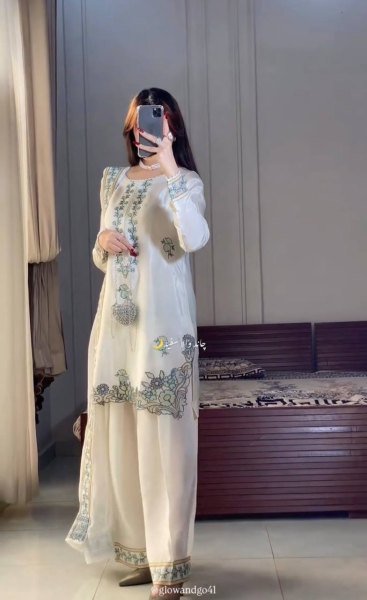 Luxury White Silk Farshi Salwar Kurta Set for Festive Collection Ready To Wear Collection