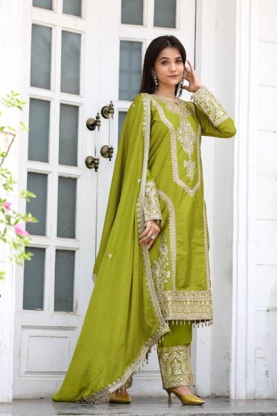 New Trendy Exclusive Designer Designer Embroidery Kurta Sets For Women With Bottom And Dupatta Ready To Wear Collection