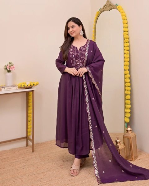 Magnetic Chanderi Silk round Kurti Set with Embroidery work for Wholesaler  Embroidery Kurtis 