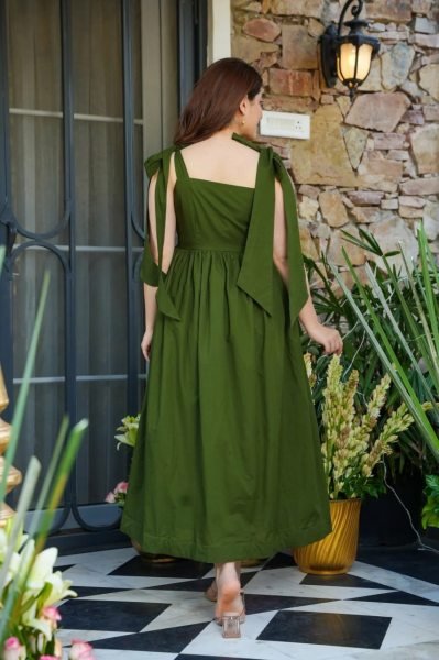 Magnetic Green Designer Rayon Slub Ethnic Kurti with Elegant Embroidered Patch Work Western Ladies Top Wholesale
