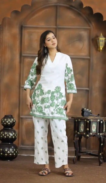 Magnetic White Green Wholesale Co Ord Set for Resellers at Manufacturer Rate CO ORD Sets