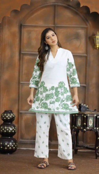 Magnetic White Green Wholesale Co Ord Set for Resellers at Manufacturer Rate CO ORD Sets