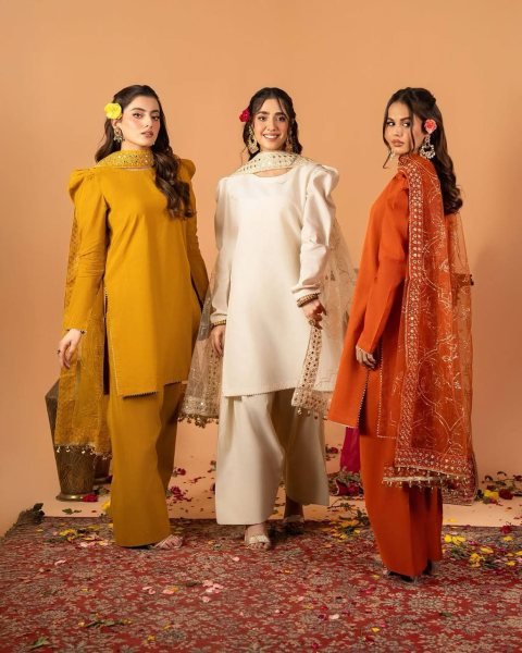 Magnetic White Roman Chanderi Silk Farshi Salwar Suit with Sequin Embroidery for Festival Rate Ready To Wear Collection