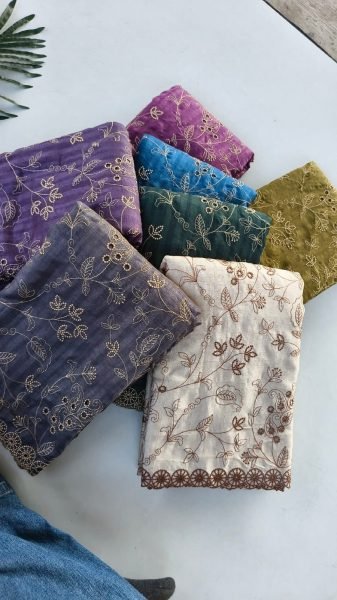Mahendi Green Boutique Style Pure Soft Silk Saree with Thread Embroidery Design Silk Sarees Wholesale