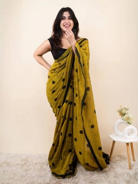 Mahendi Green Digital Print Saree with Matching Printed Blouse Piece for Bulk Order 